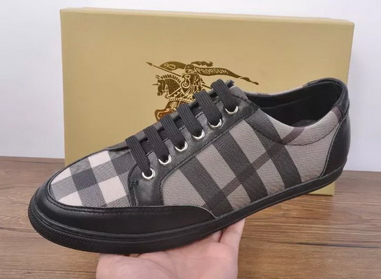 Burberry Fashion Men Sneakers--050